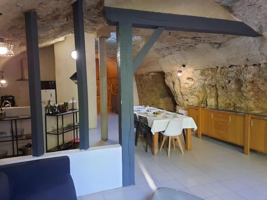 Maison Troglodytique Doue La Fontaine エクステリア 写真